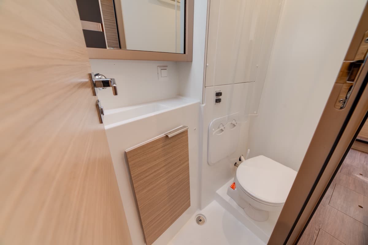 Lagoon 40 - photo 24