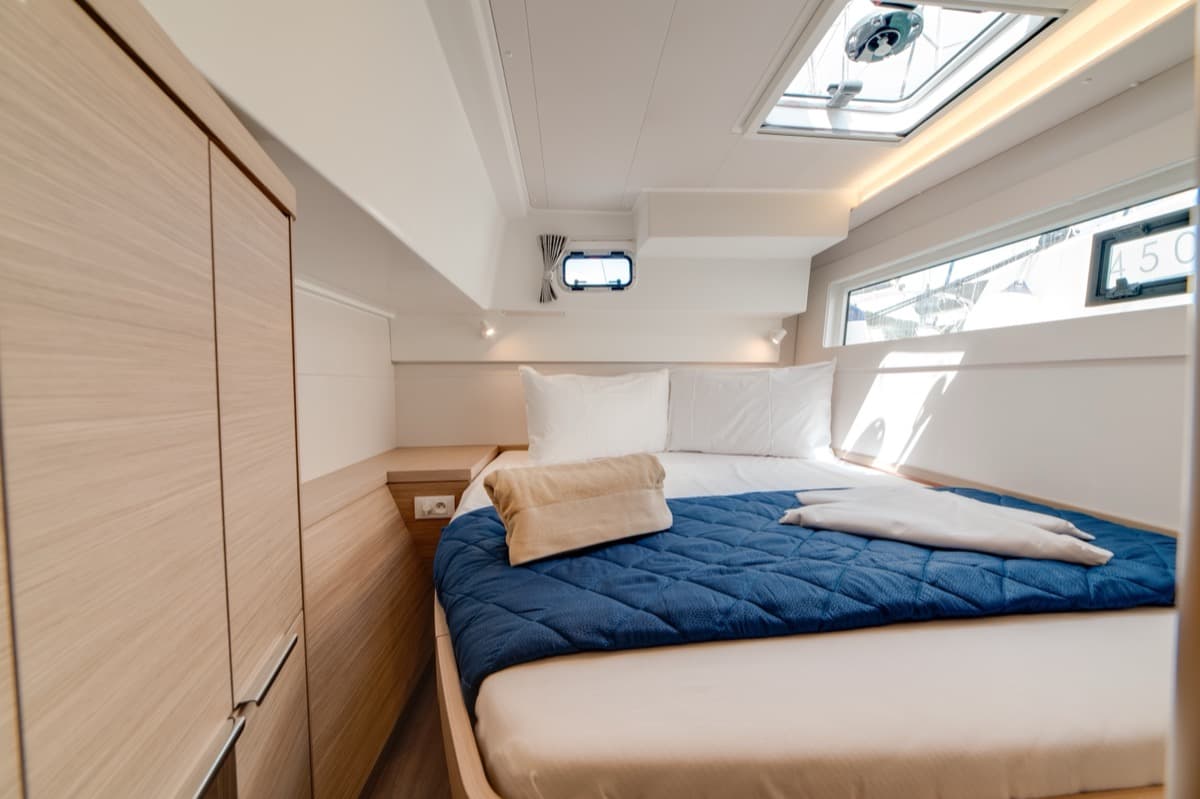 Lagoon 40 - photo 40