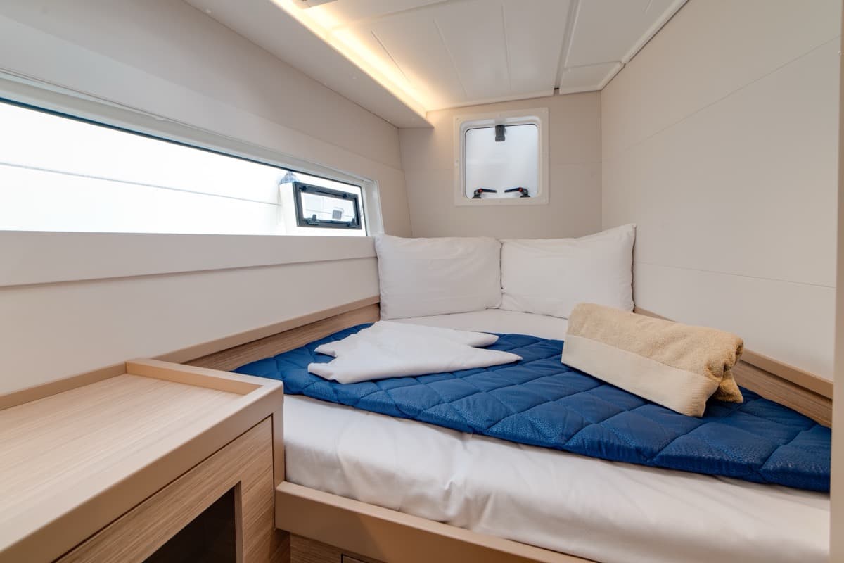 Lagoon 40 - photo 10