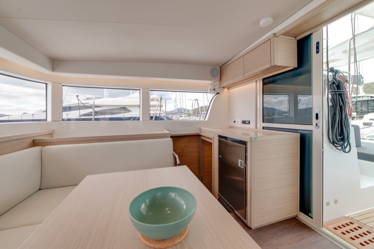 Lagoon 40 - photo 20