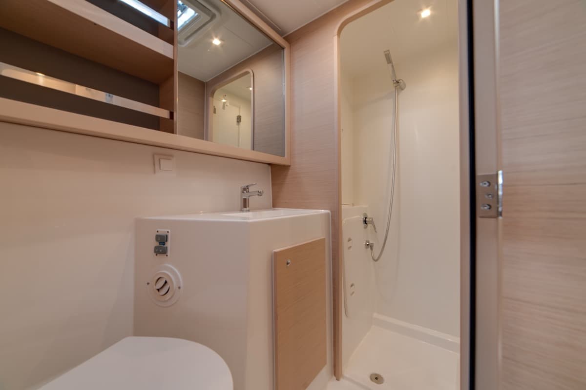 Lagoon 42 - photo 44