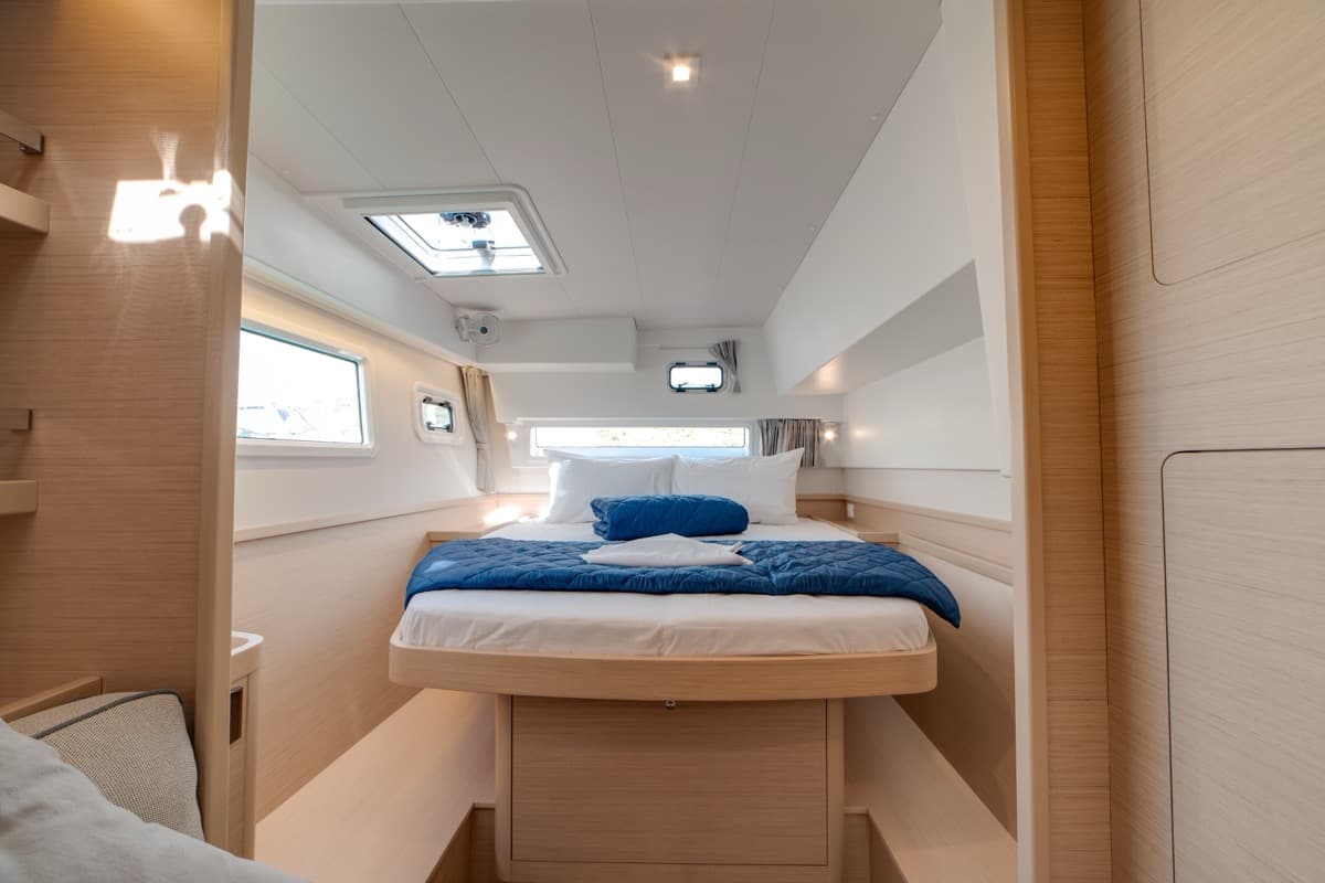 Lagoon 42 - photo 43