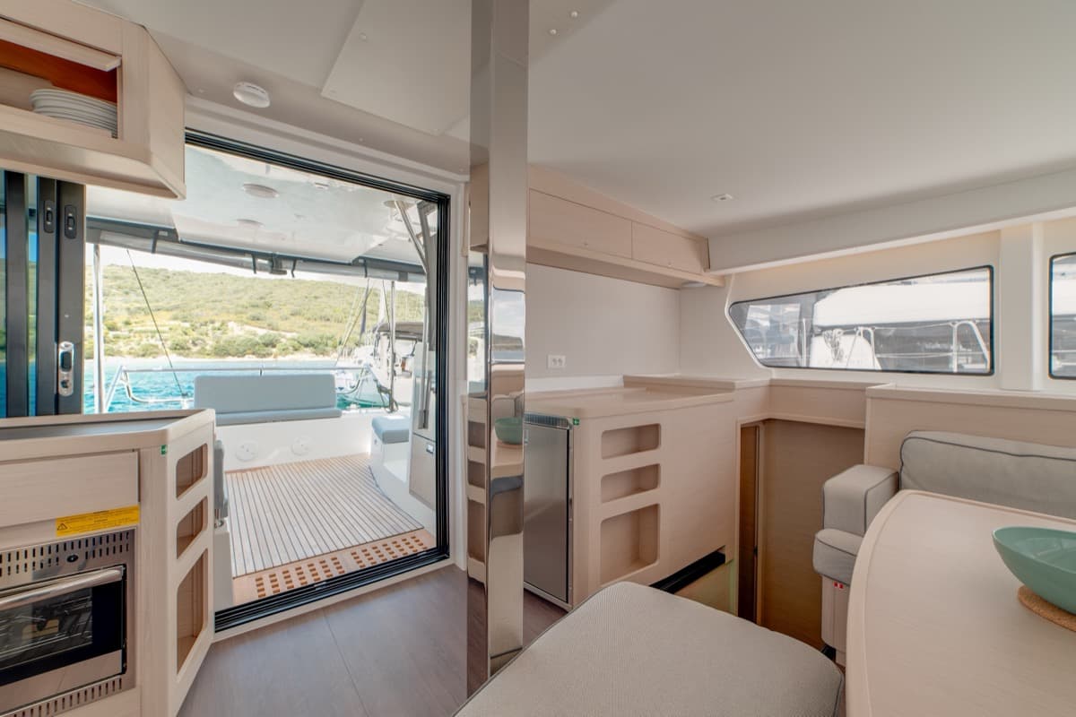 Lagoon 42 - photo 15