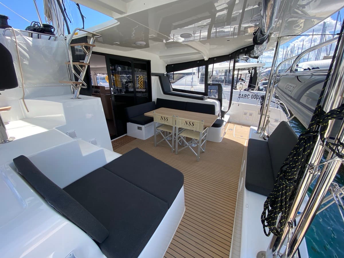 Lagoon 42 - photo 15