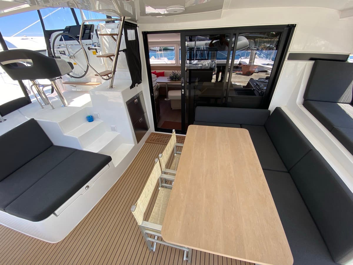 Lagoon 42 - photo 19