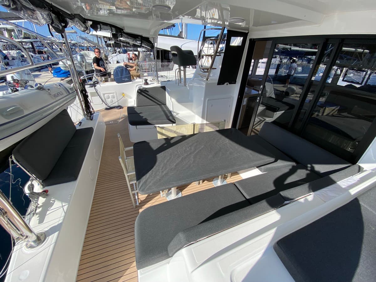 Lagoon 42 - photo 16