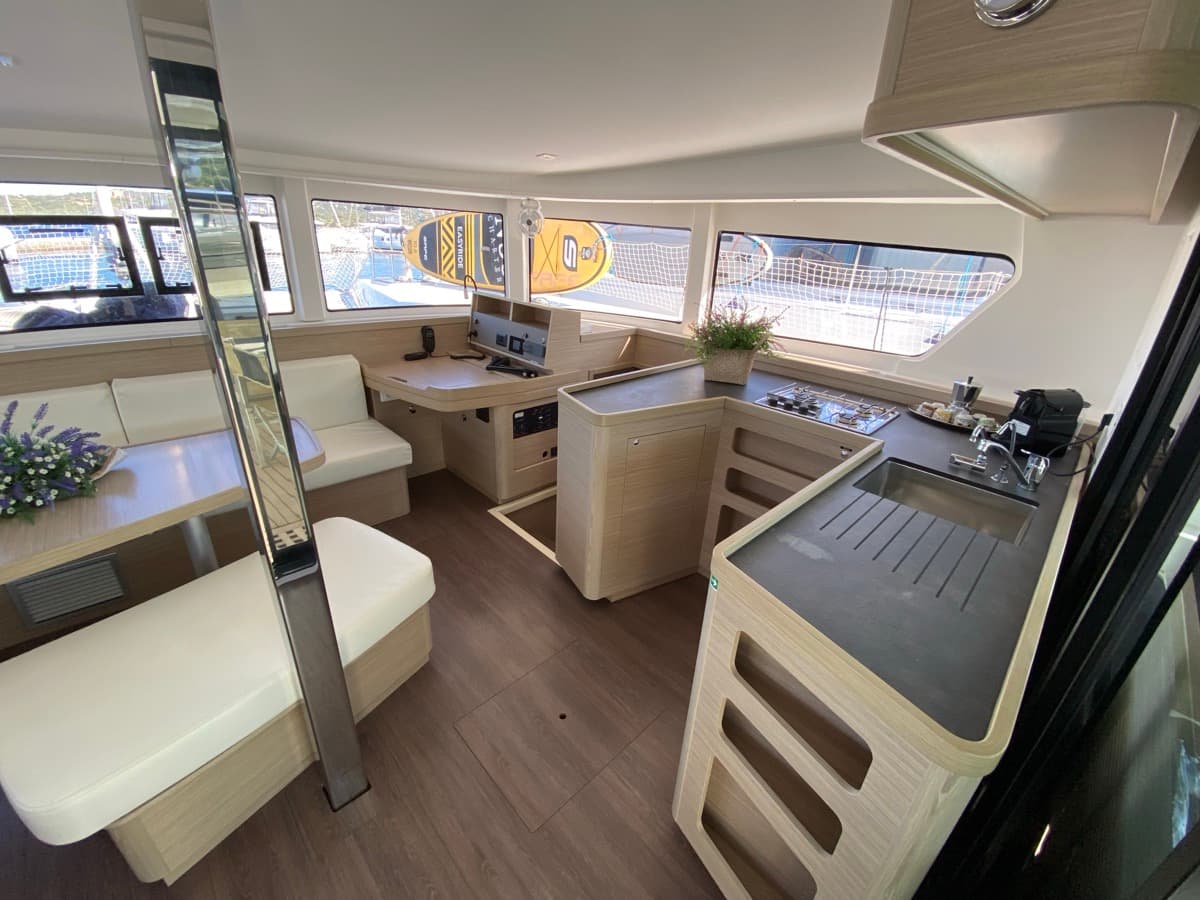 Lagoon 42 - photo 22