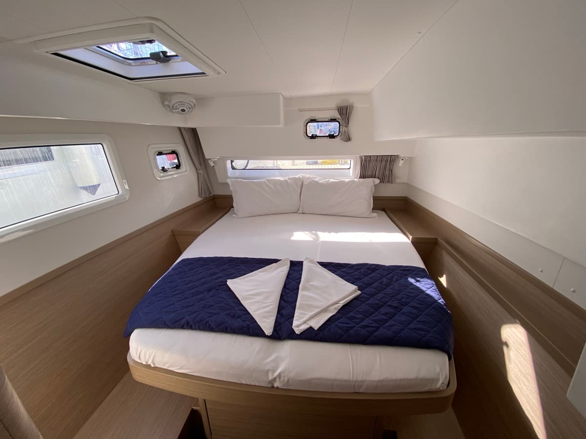 Lagoon 42 - photo 20