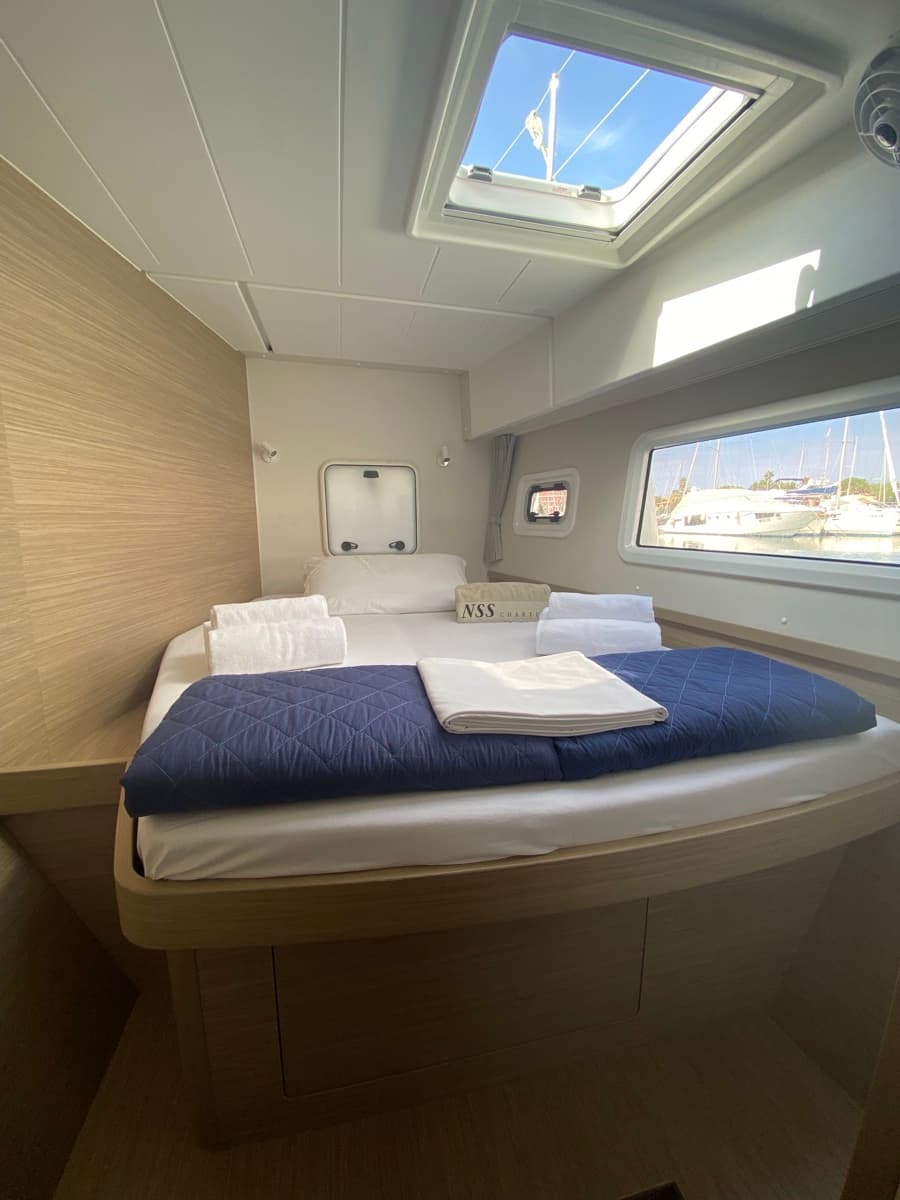 Lagoon 42 - photo 26