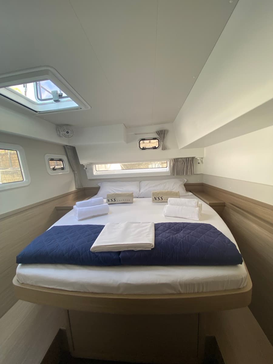 Lagoon 42 - photo 14