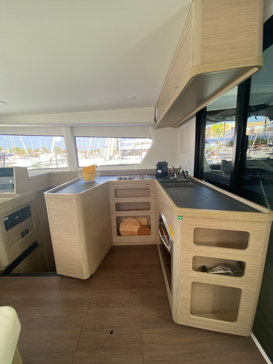 Lagoon 42 - photo 28