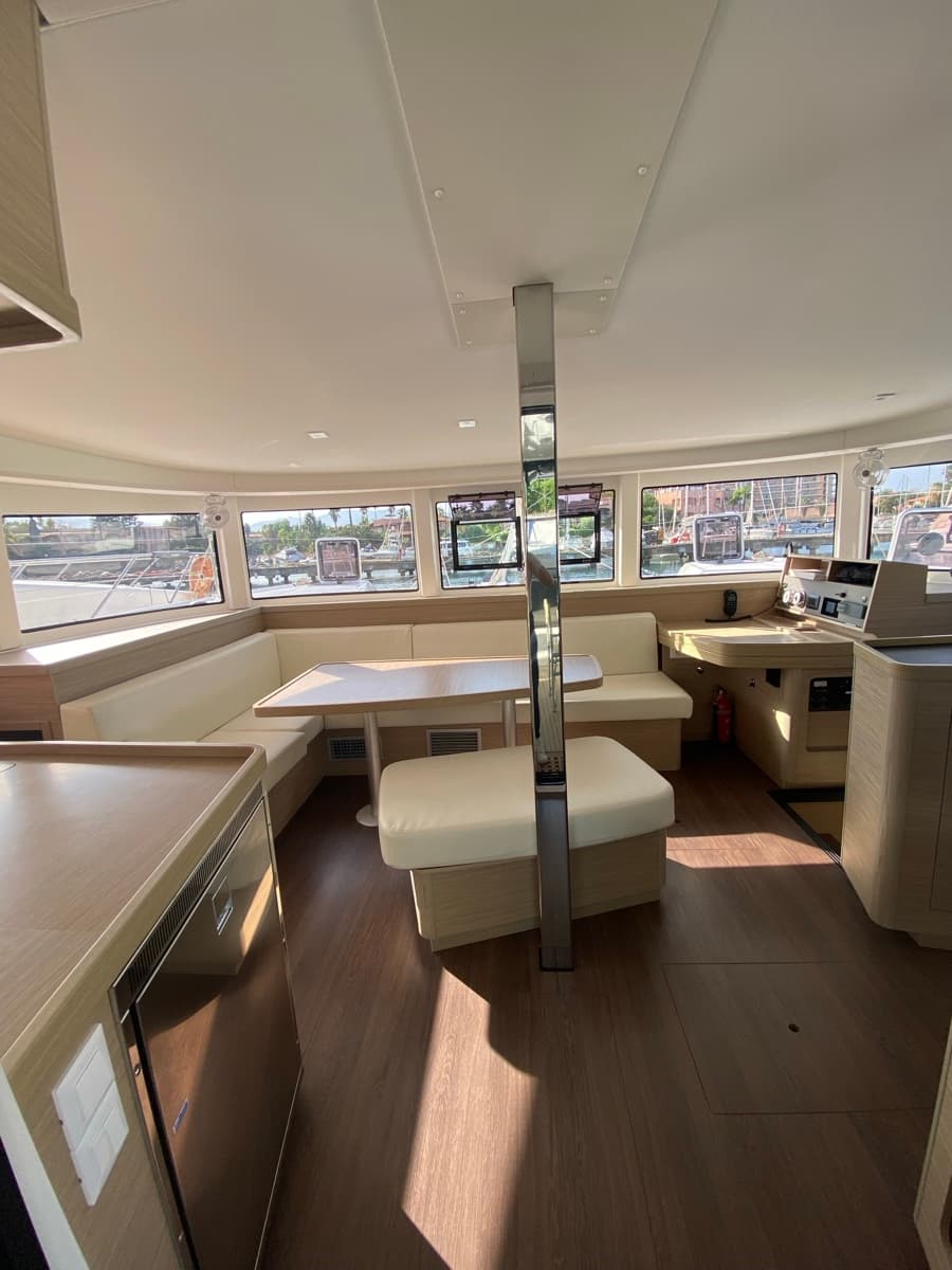 Lagoon 42 - photo 29