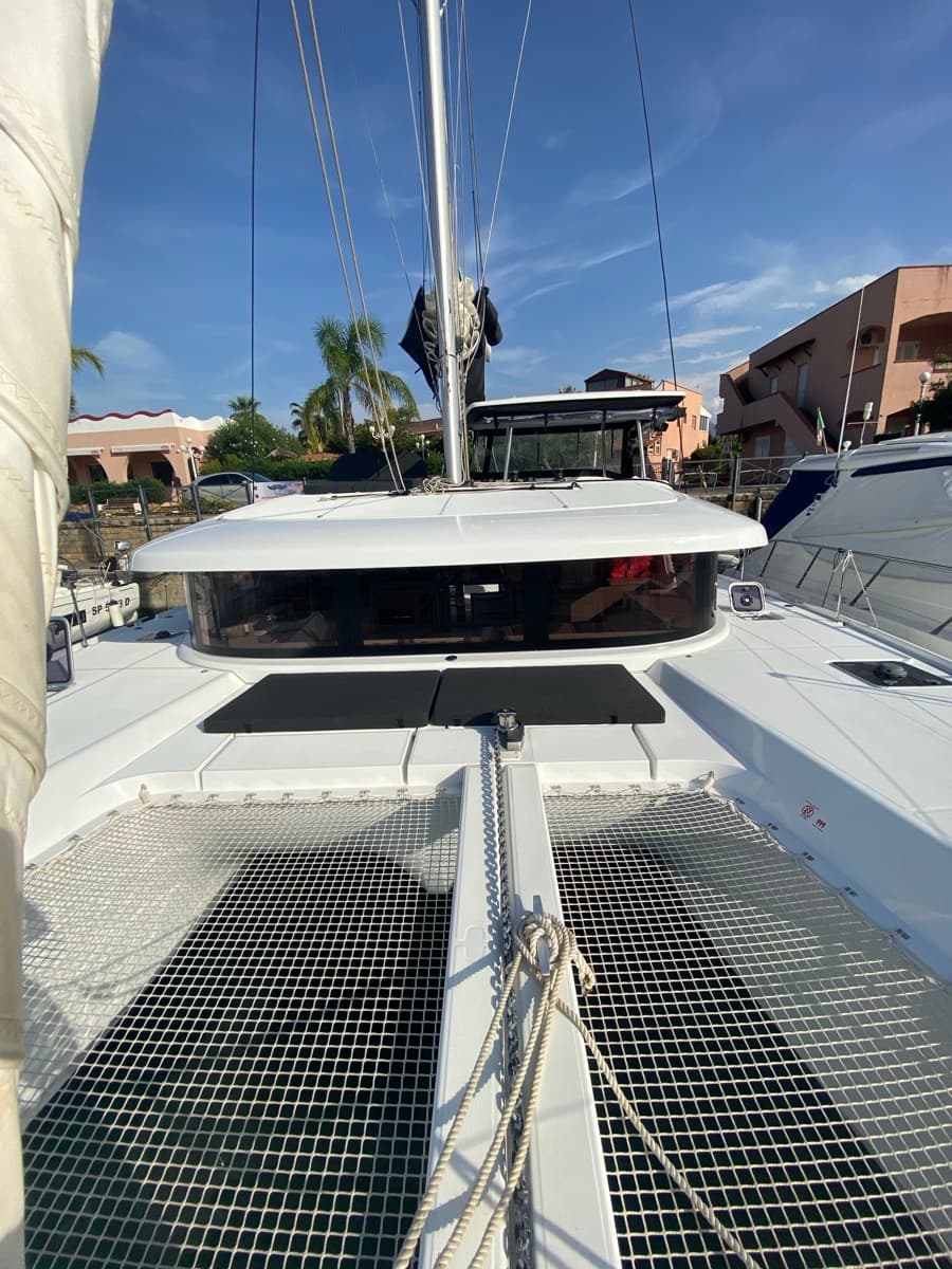 Lagoon 42 - photo 30