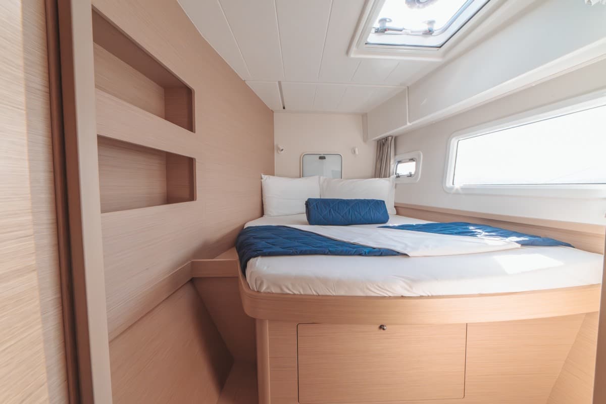 Lagoon 42 - photo 16