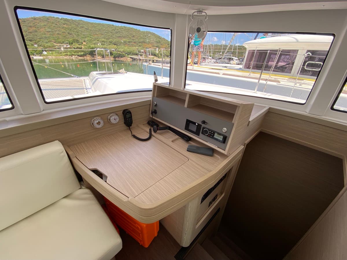 Lagoon 42 - photo 20