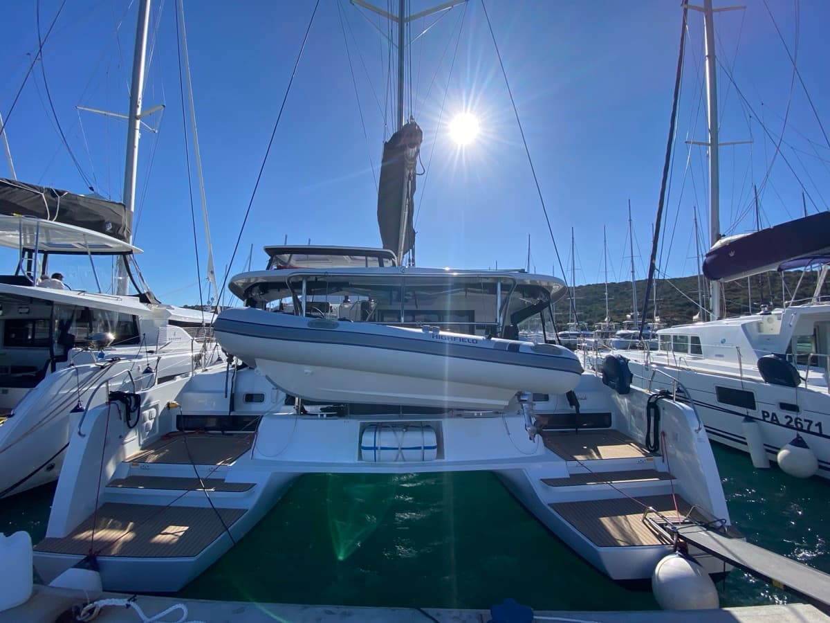 Lagoon 42 - photo 11