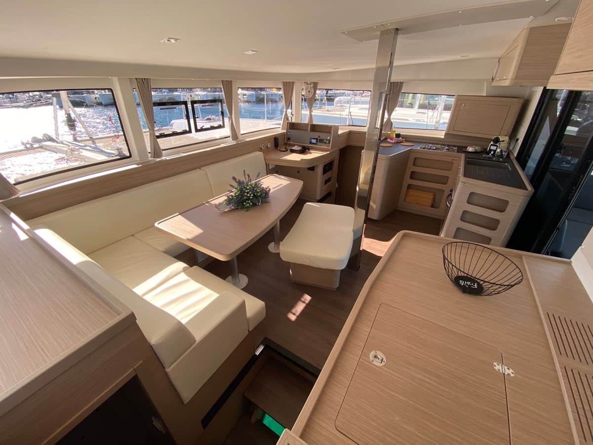 Lagoon 42 - photo 26