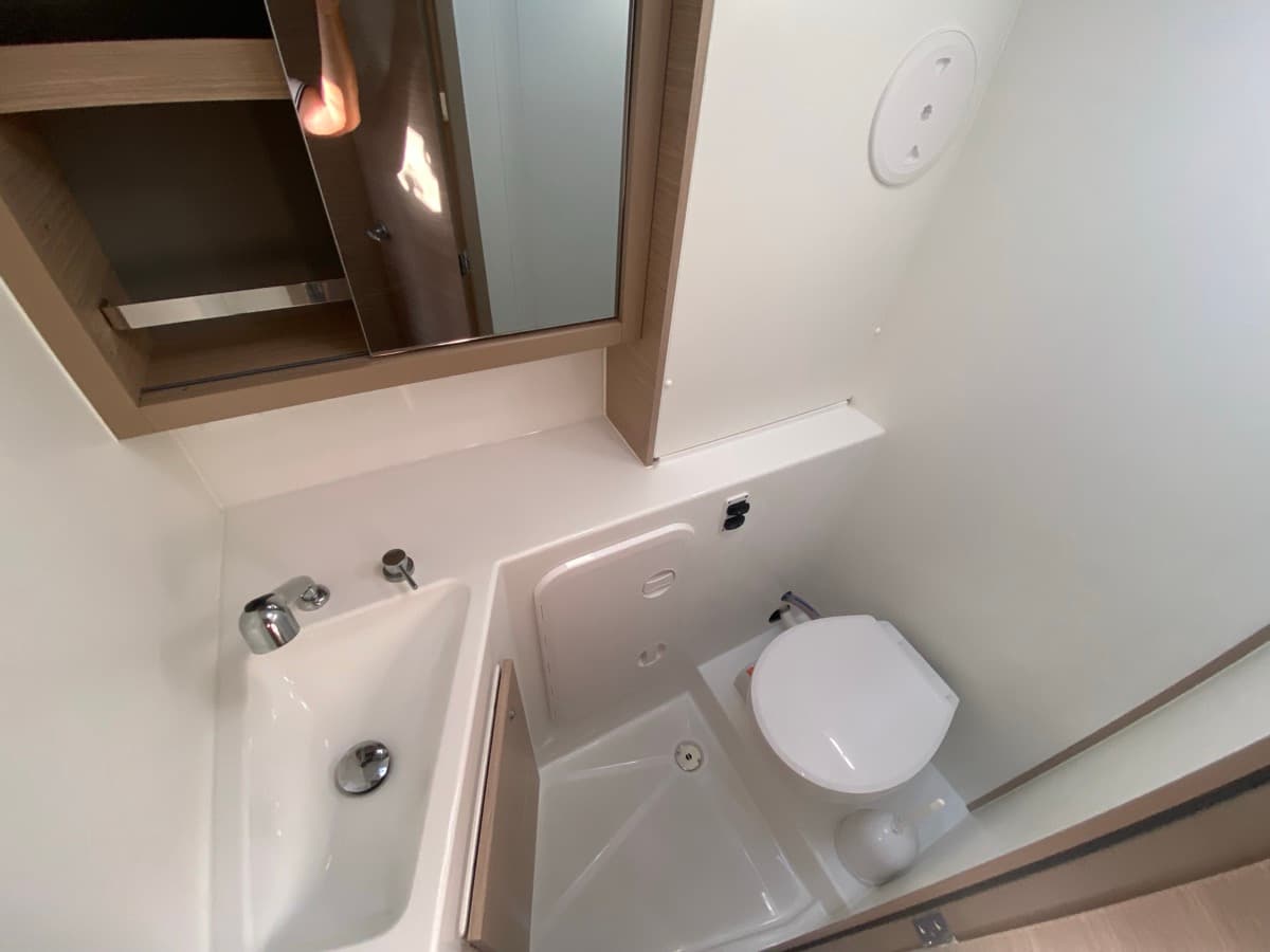 Lagoon 42 - photo 13