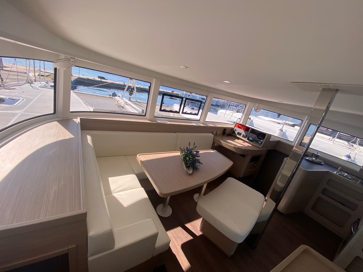 Lagoon 42 - photo 32