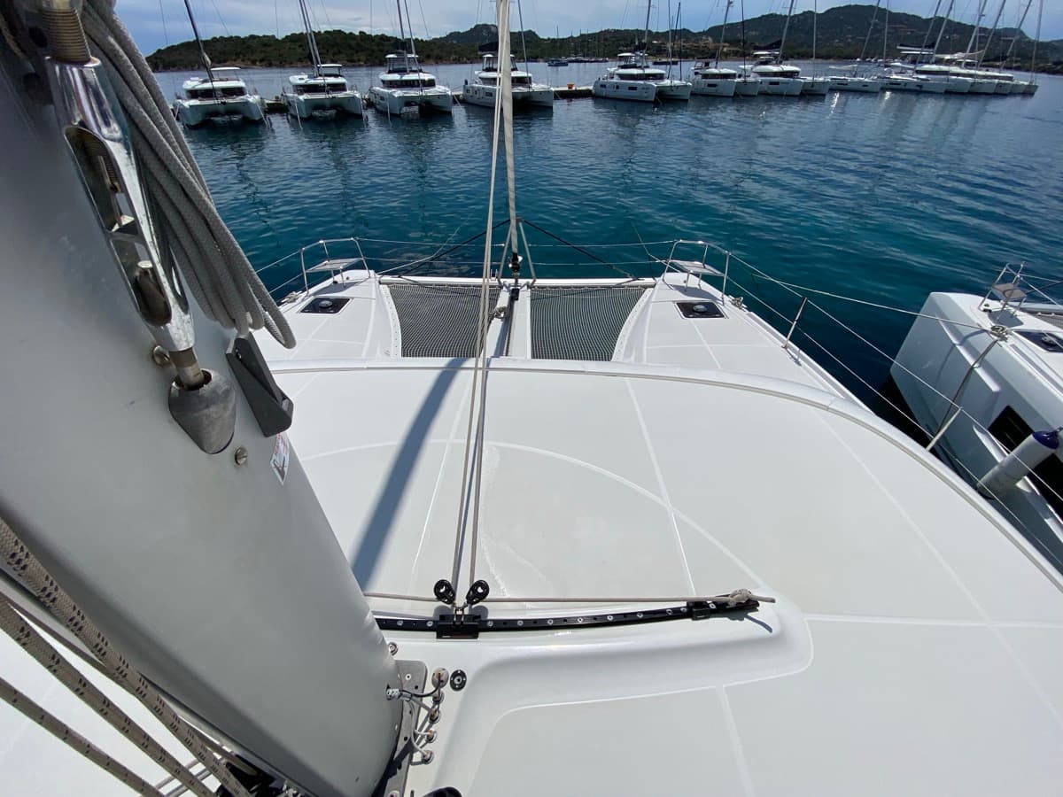 Lagoon 46  - photo 25