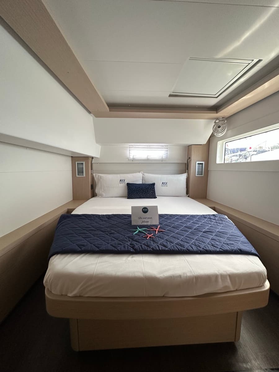 Lagoon 46  - photo 8