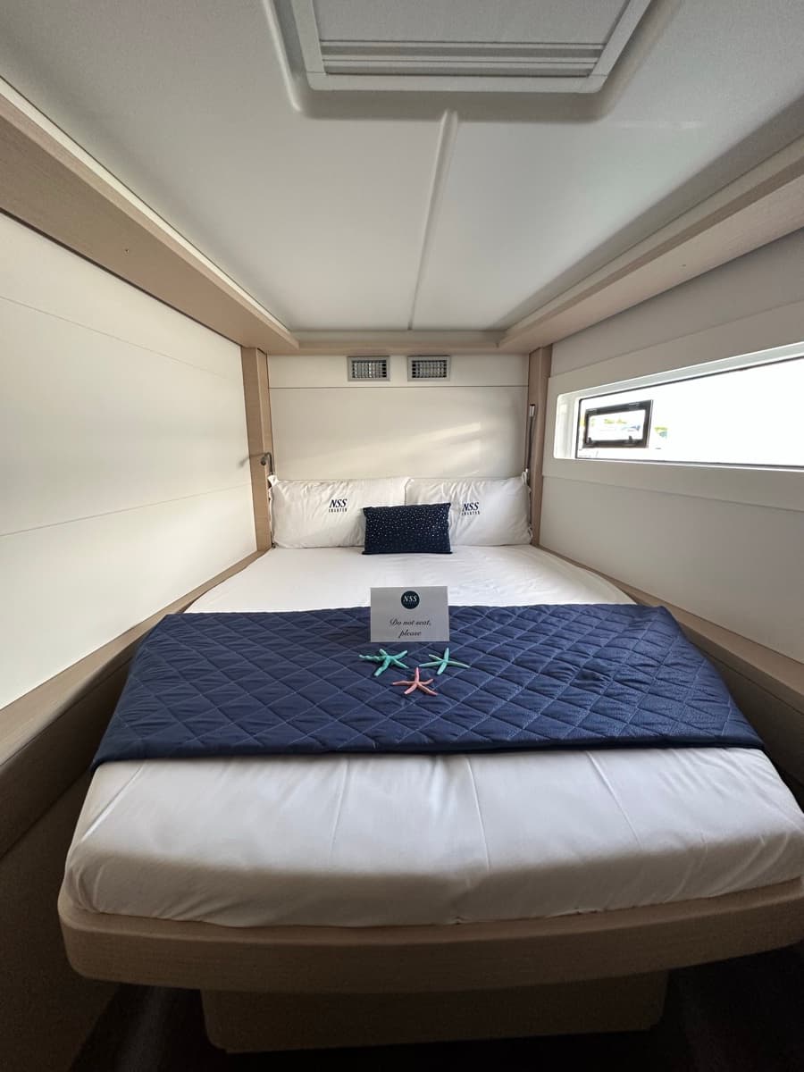 Lagoon 46  - photo 12