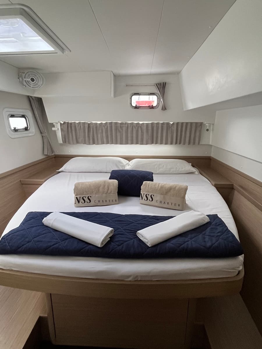 Lagoon 42 - photo 19