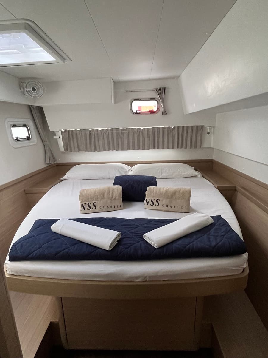 Lagoon 42 - photo 24