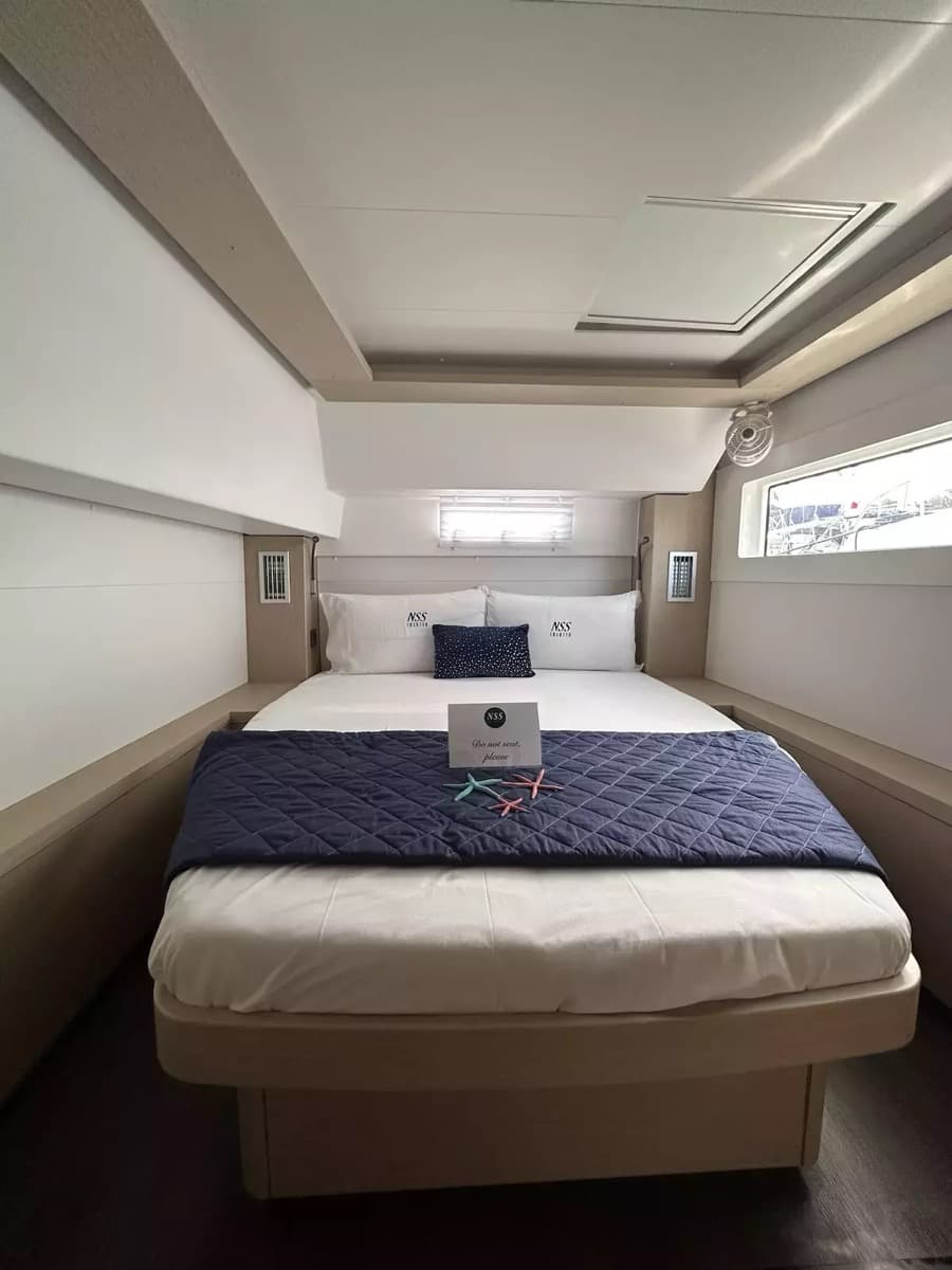 Lagoon 46  - photo 10