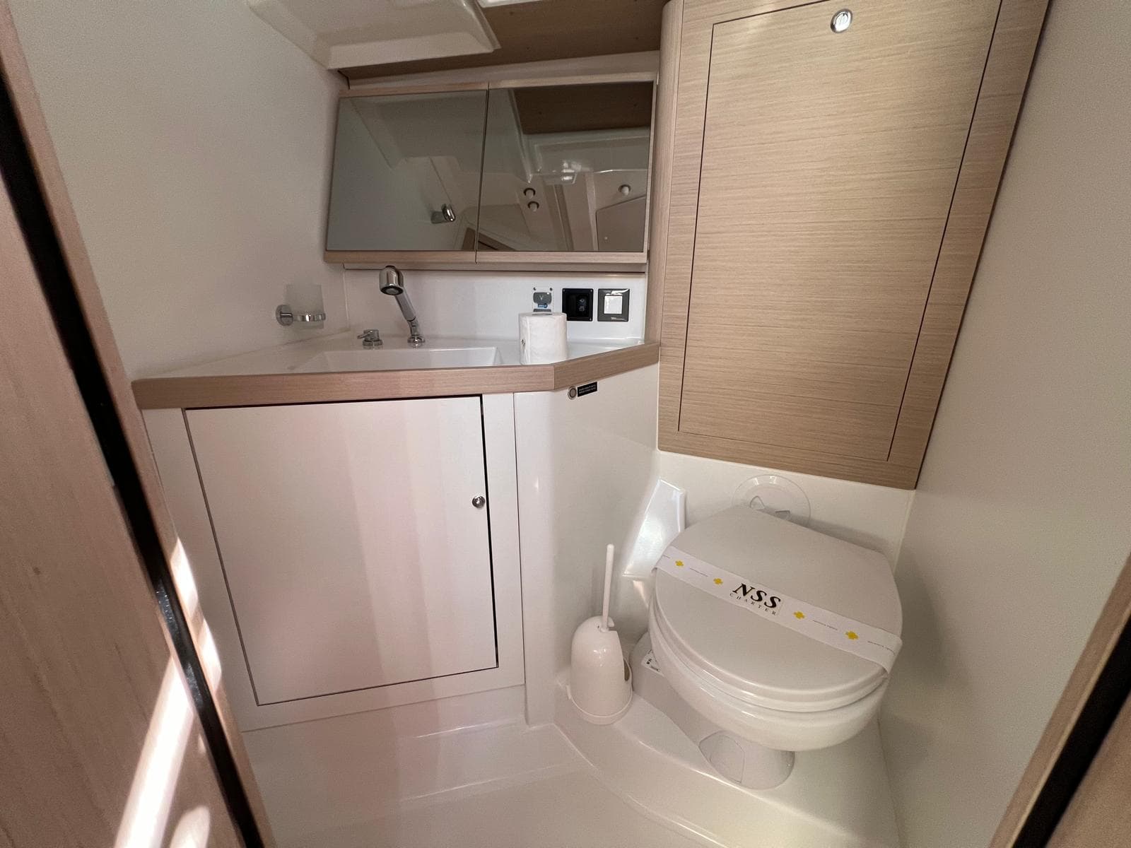 Oceanis 46.1 - photo 11