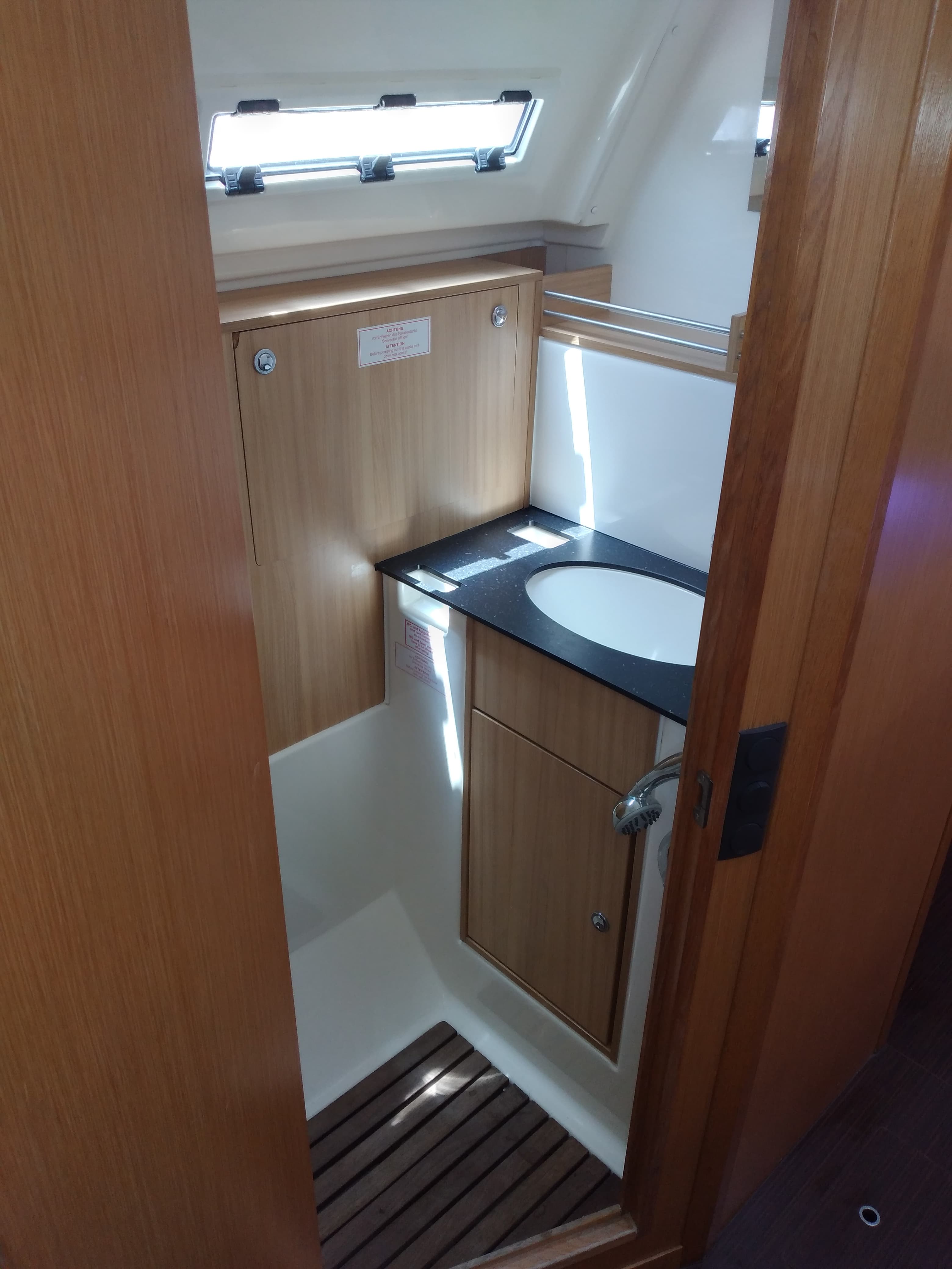 Bavaria 36 Cruiser - photo 11