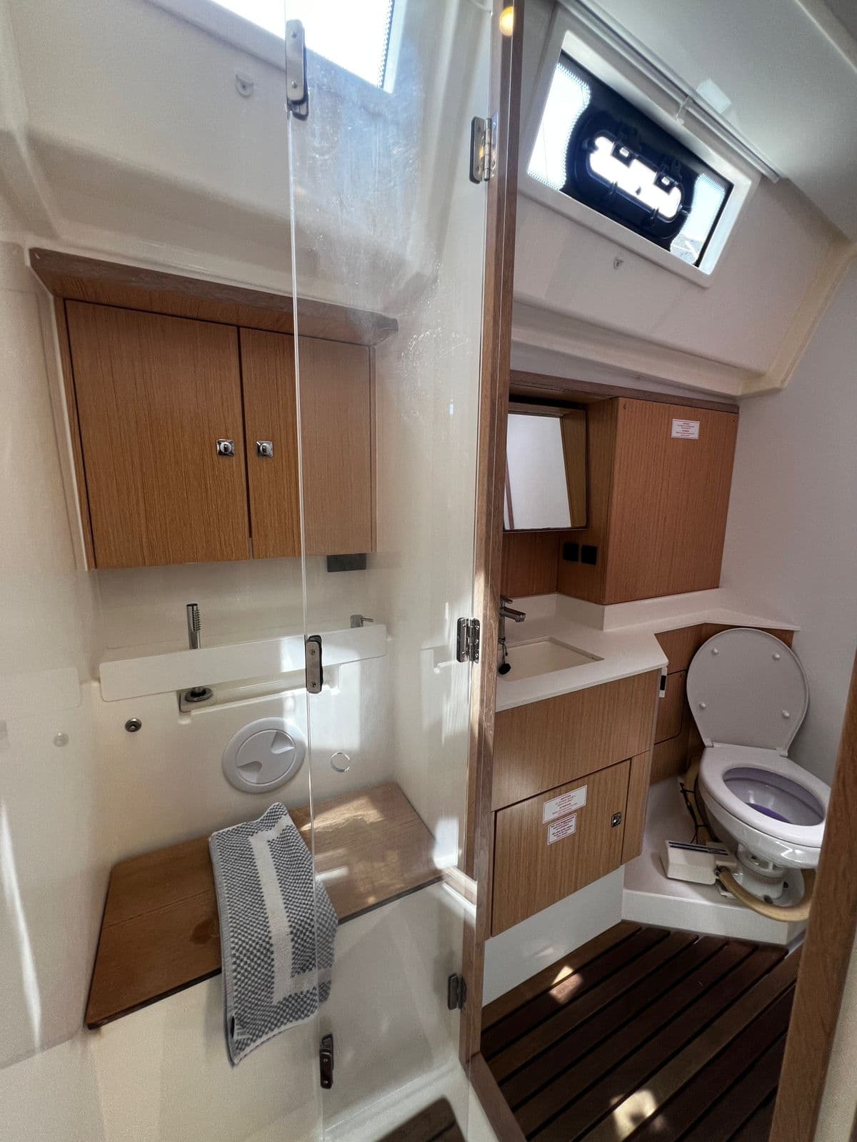 Bavaria C50 - photo 11