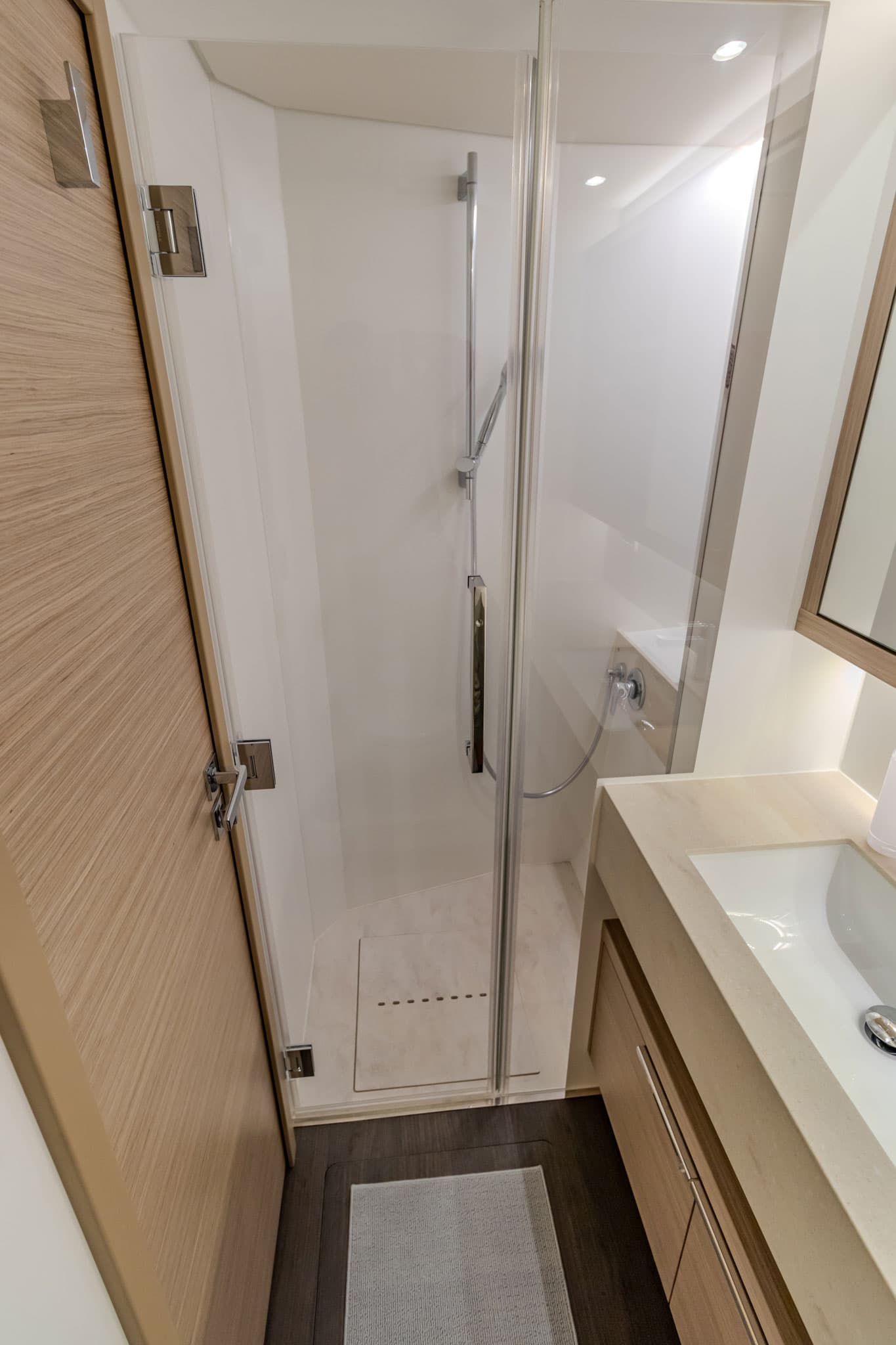 Lagoon 55 - photo 18