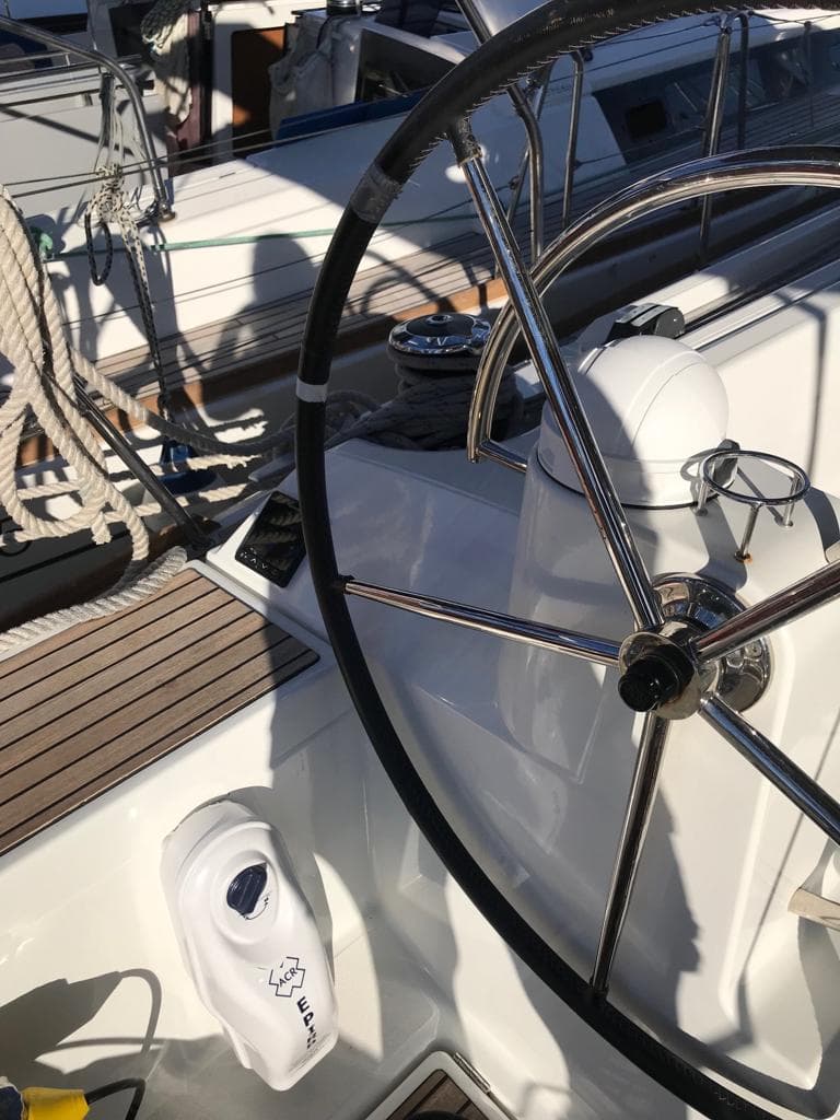 Sun Odyssey 519 - photo 7