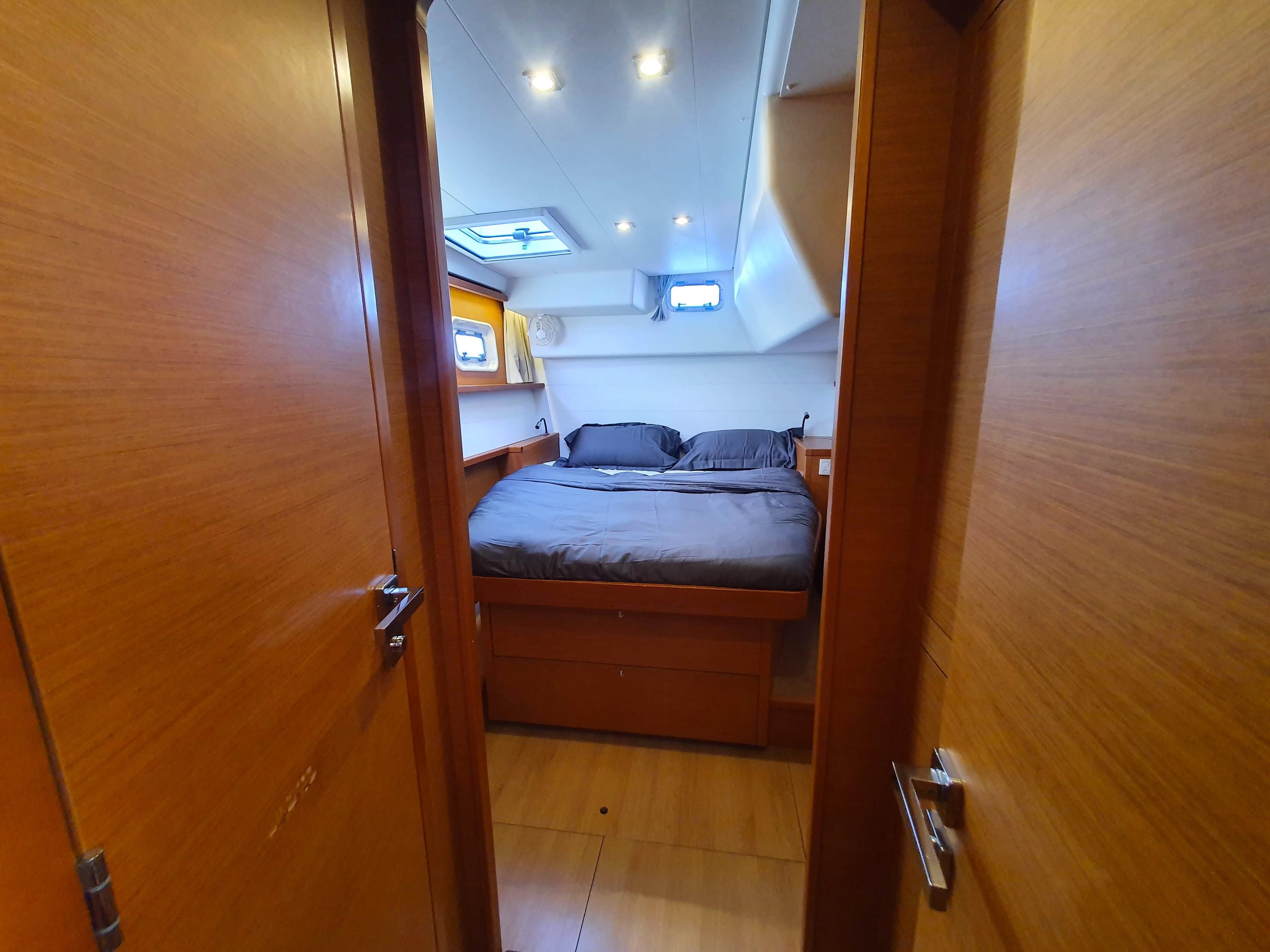 Lagoon 450 Fly - photo 25