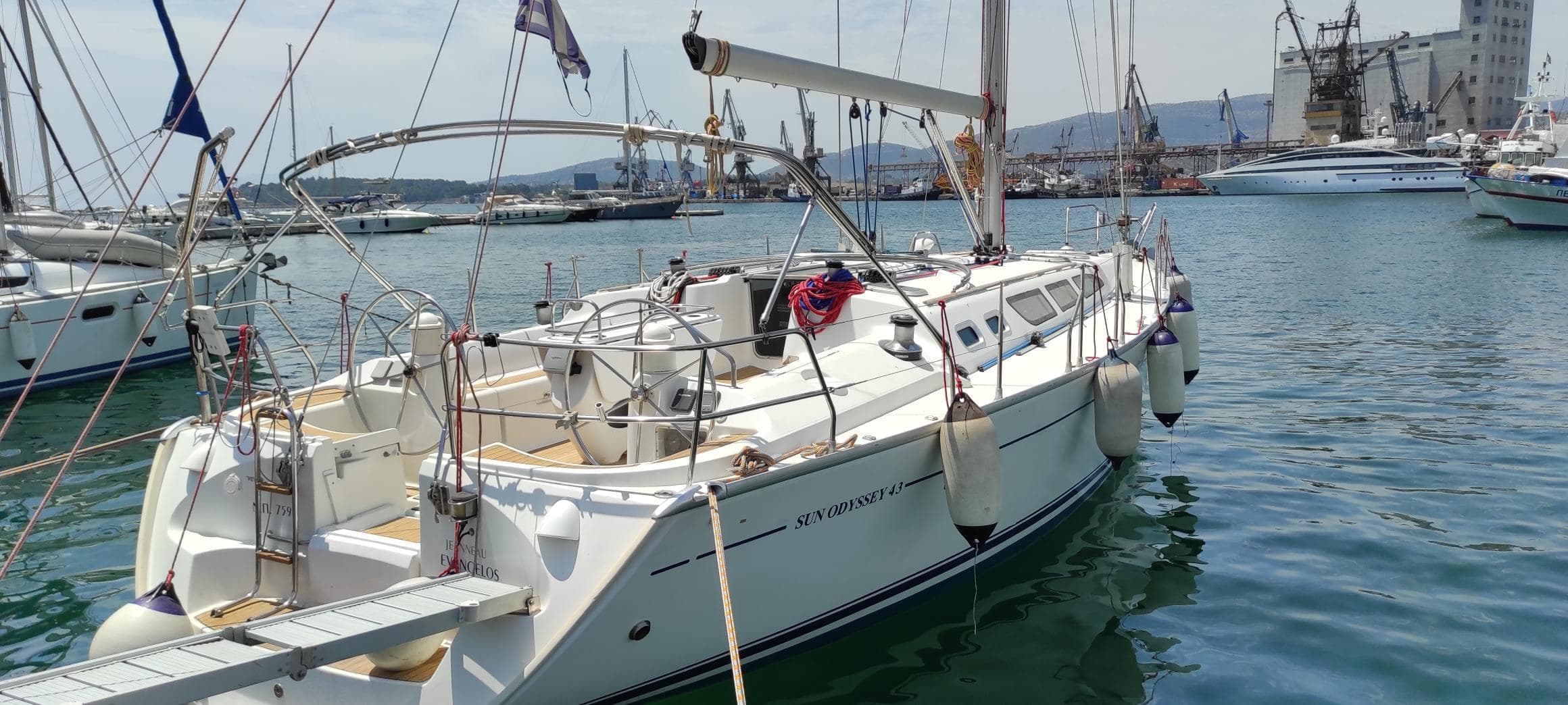 Sun Odyssey 43  - photo 10