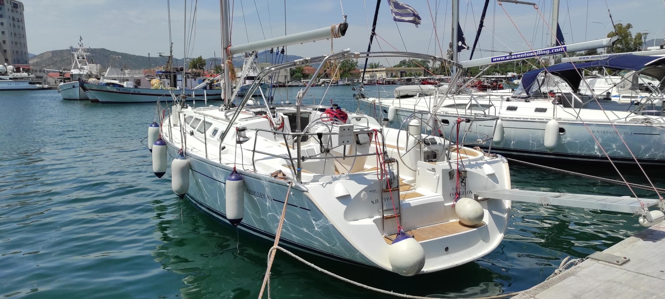 Sun Odyssey 43  - photo 16