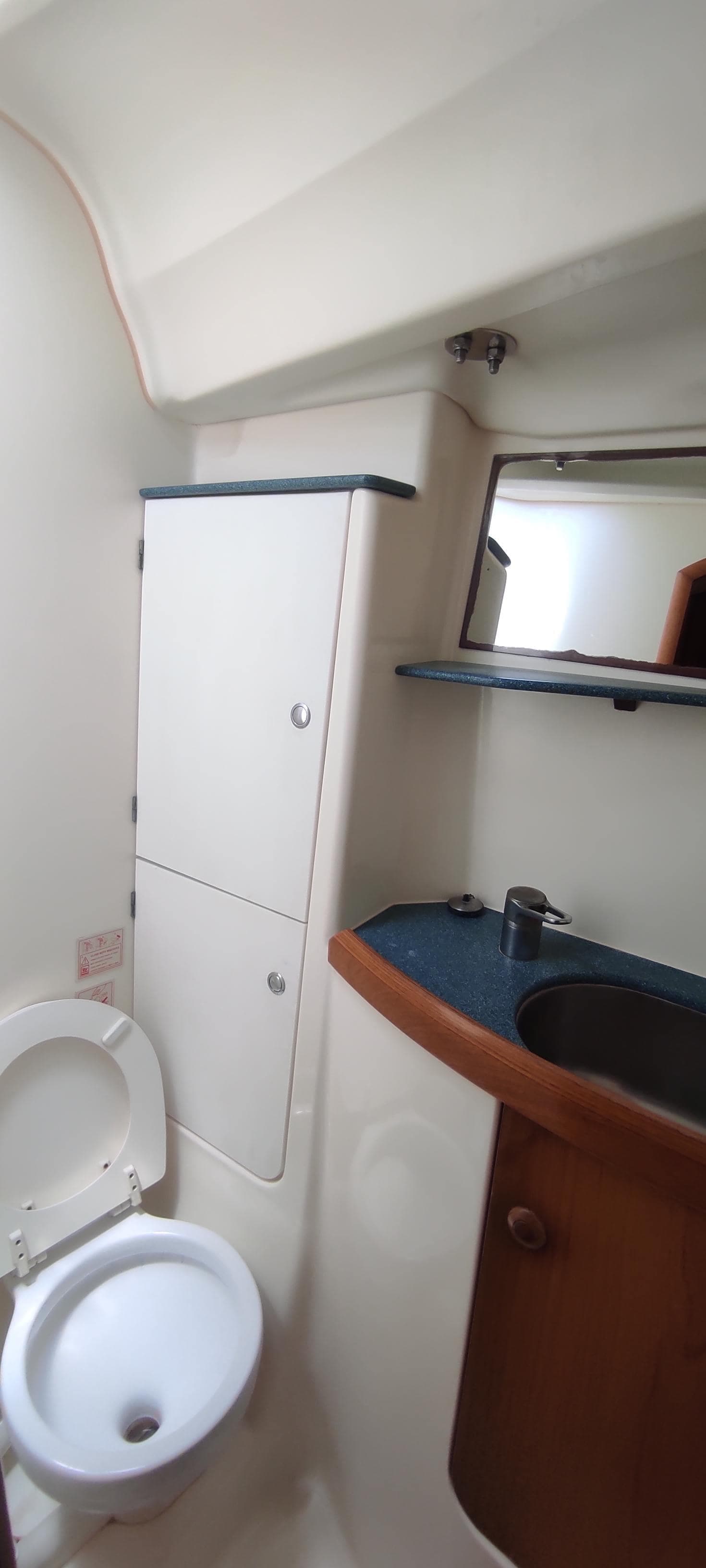 Sun Odyssey 43  - photo 11