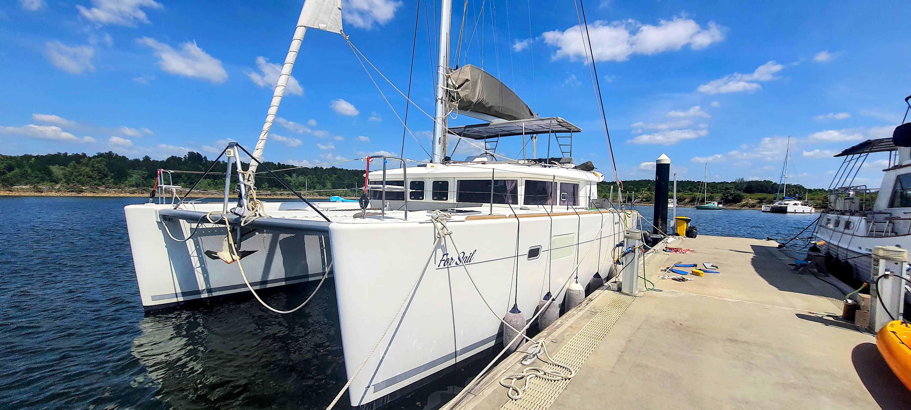 Lagoon 450 Fly - photo 4