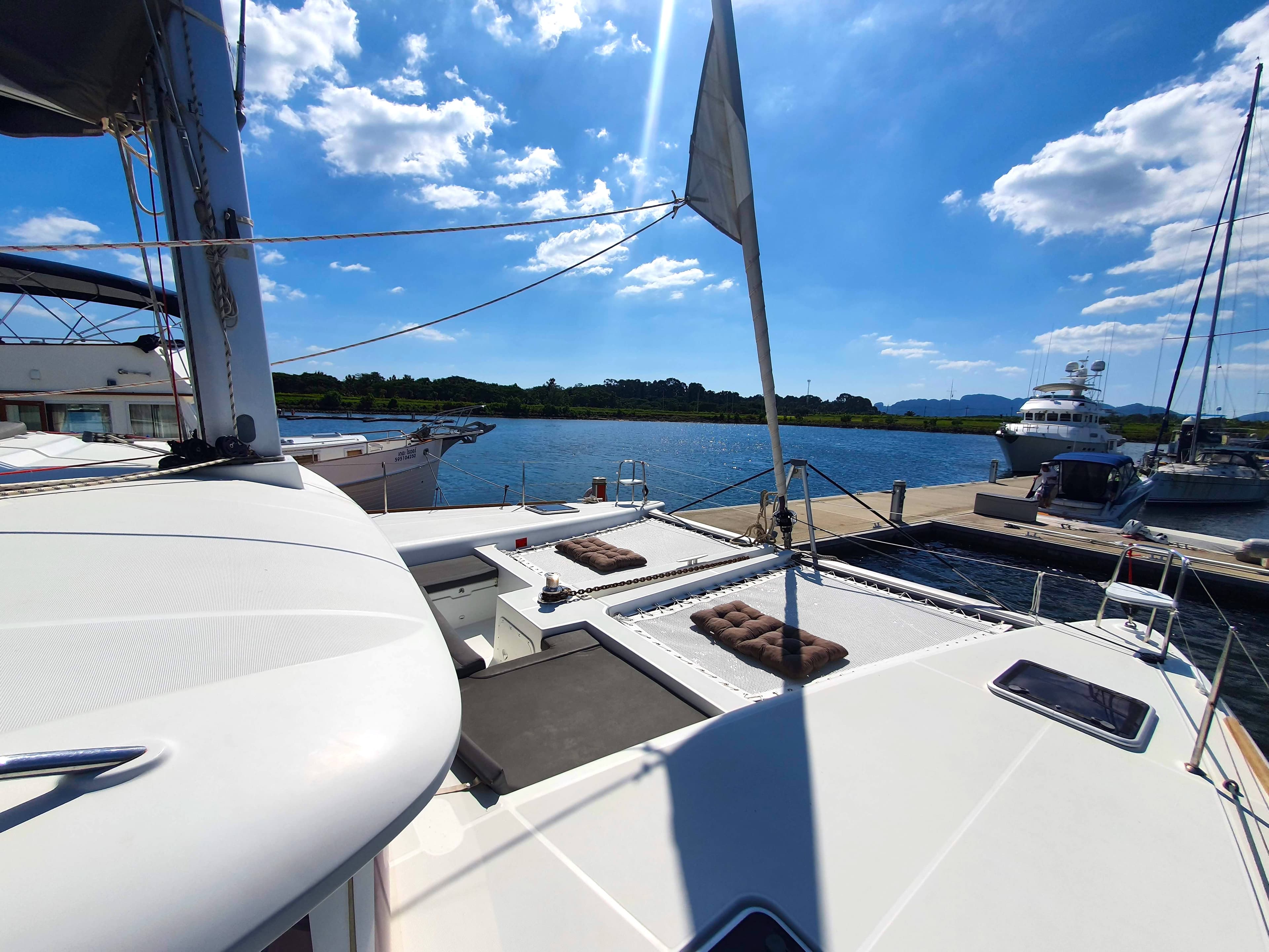 Lagoon 450 Fly - photo 22