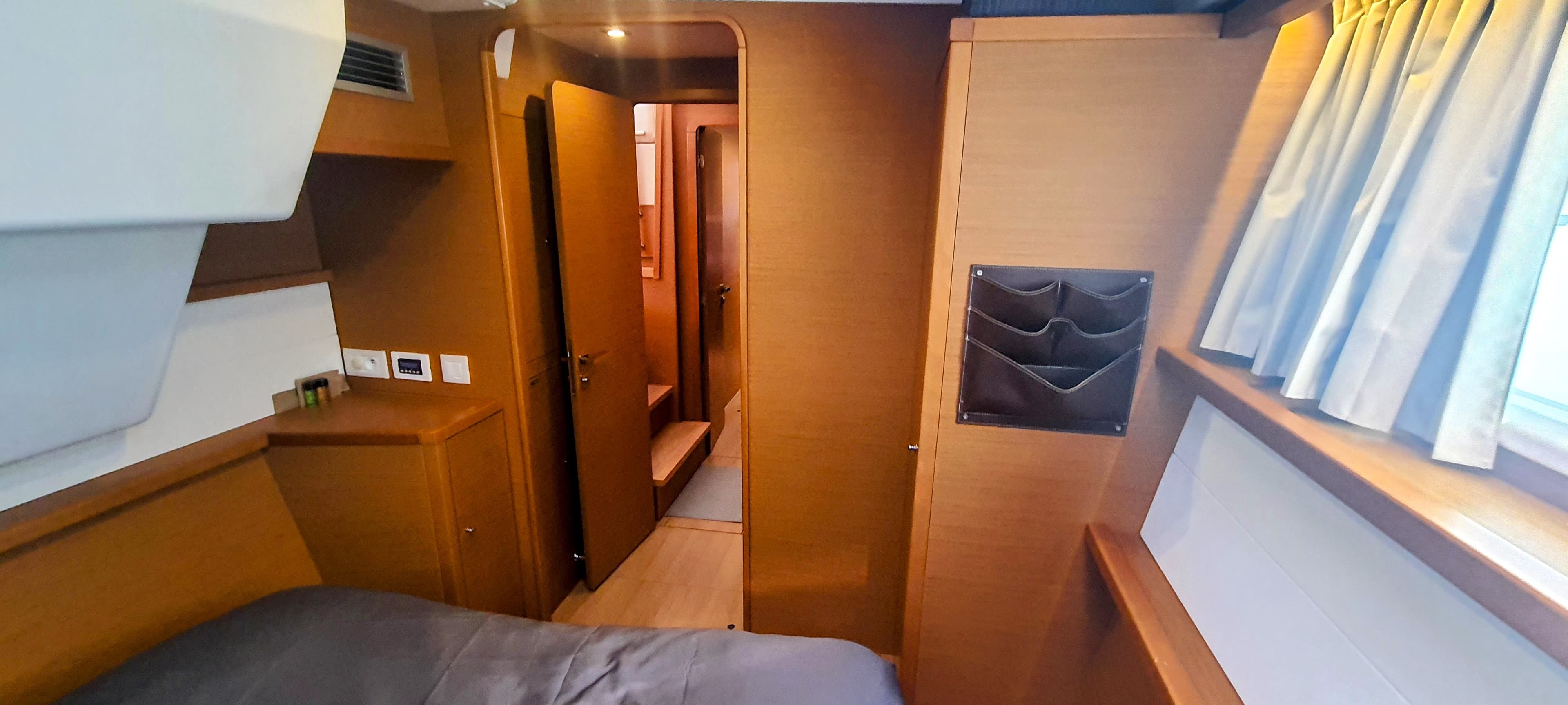 Lagoon 450 Fly - photo 26