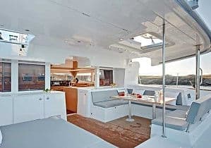 Lagoon 450 Fly - photo 10