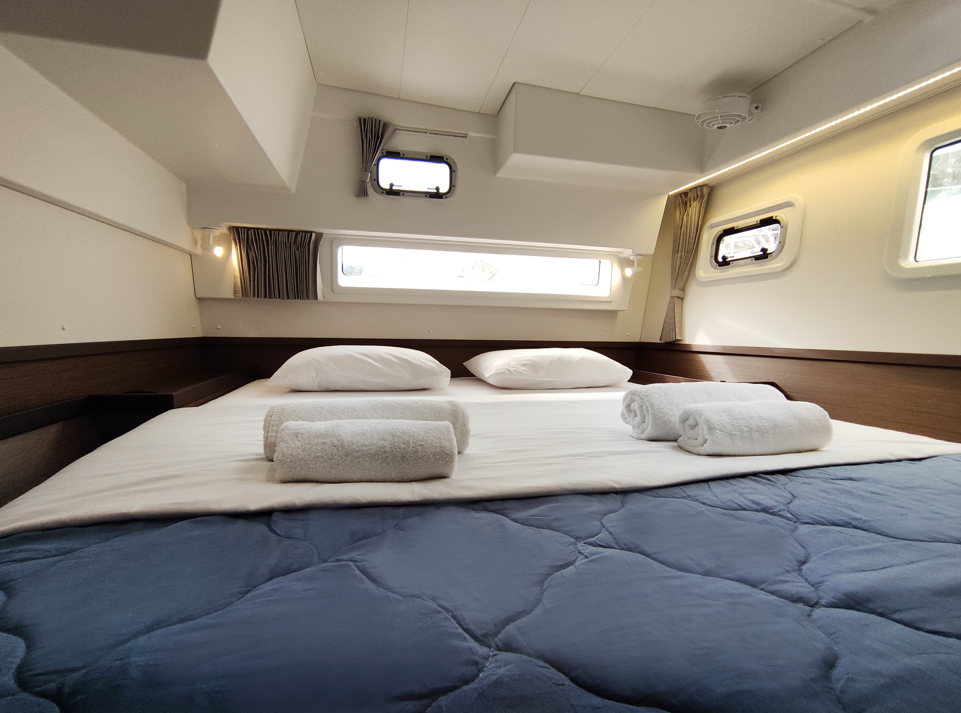 Lagoon 42 - photo 13