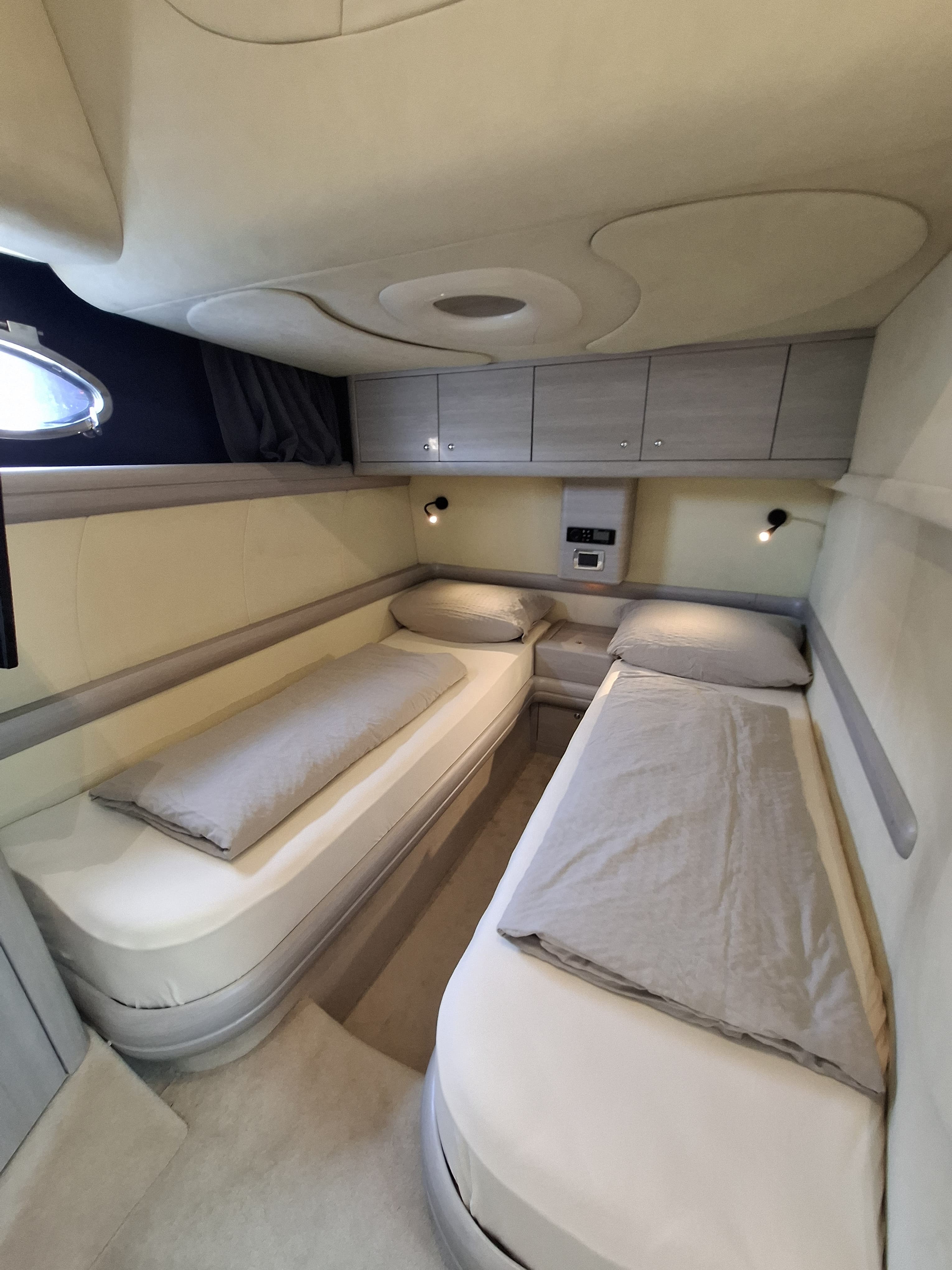 Motoryacht - photo 4