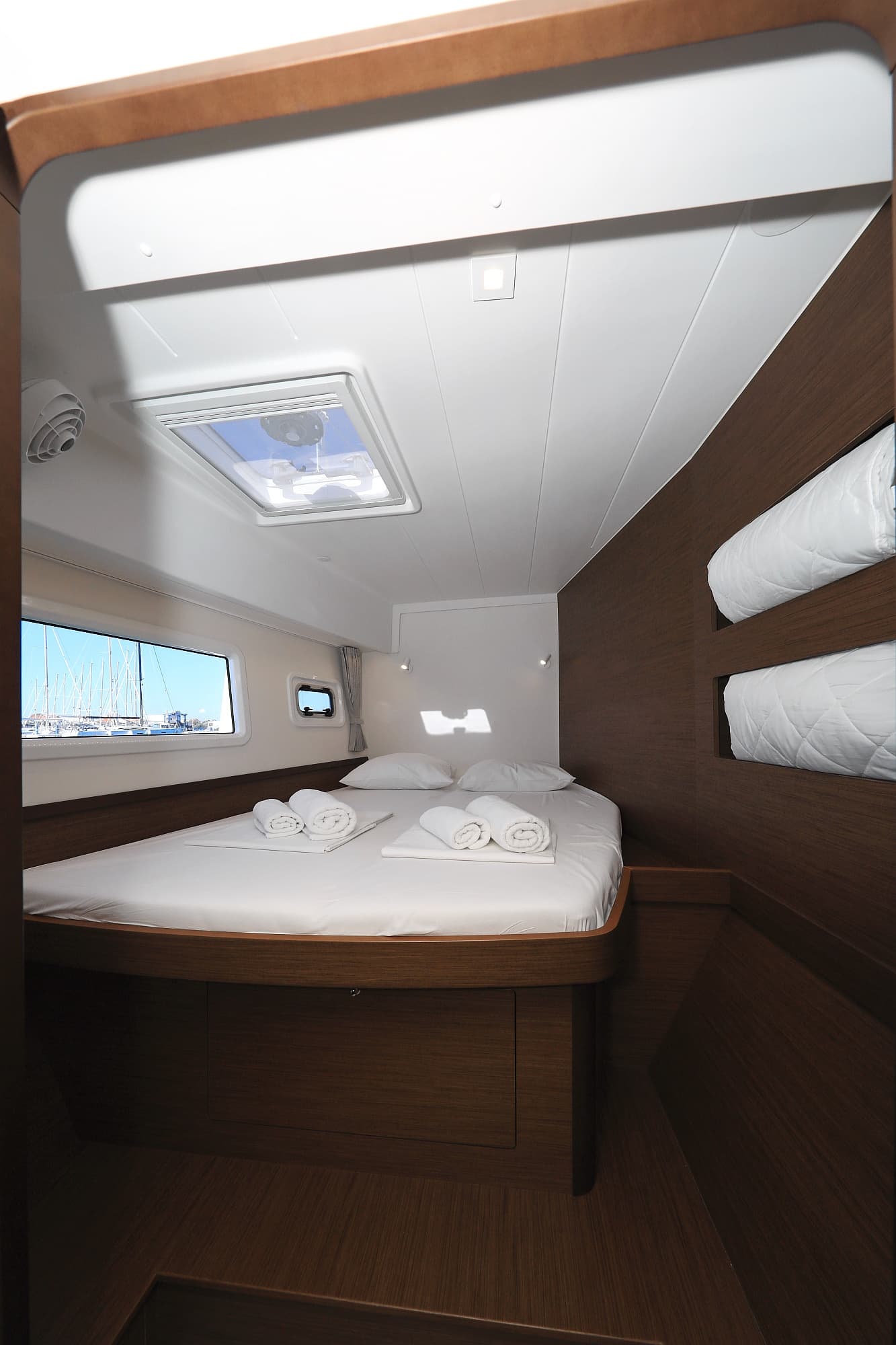 Lagoon 42 - photo 28