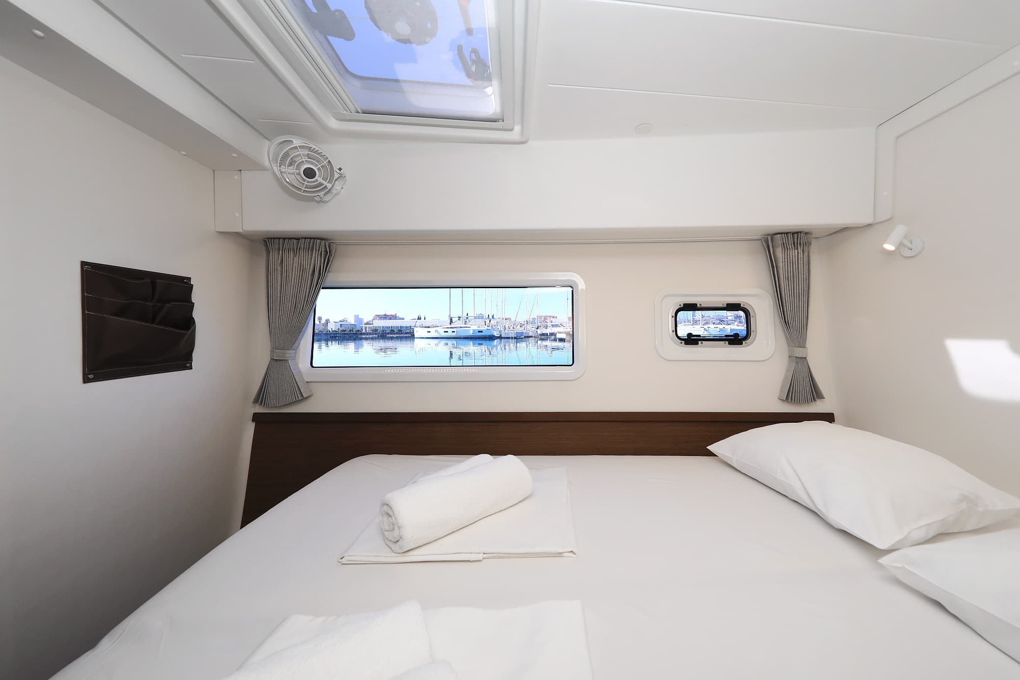 Lagoon 42 - photo 34