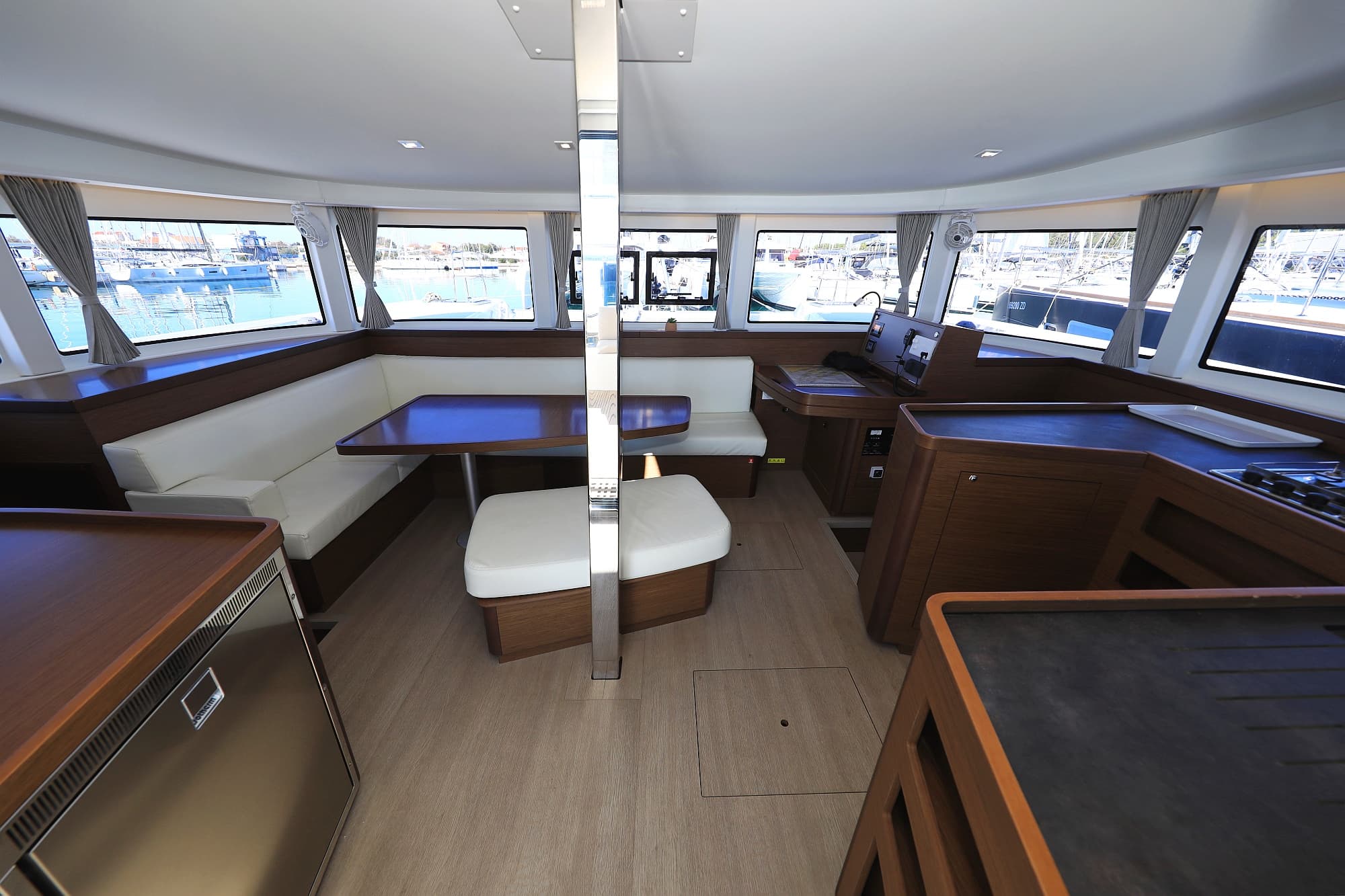 Lagoon 42 - photo 49