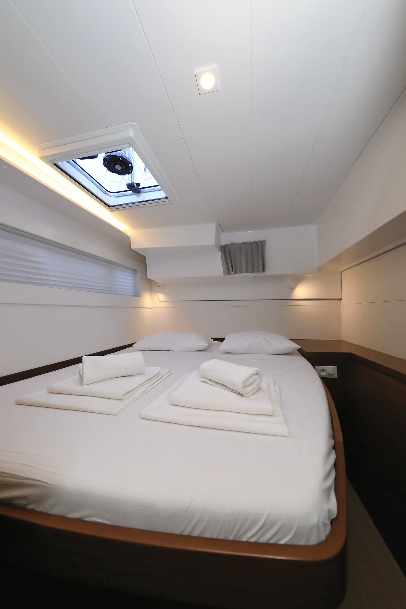 Lagoon 40 - photo 35