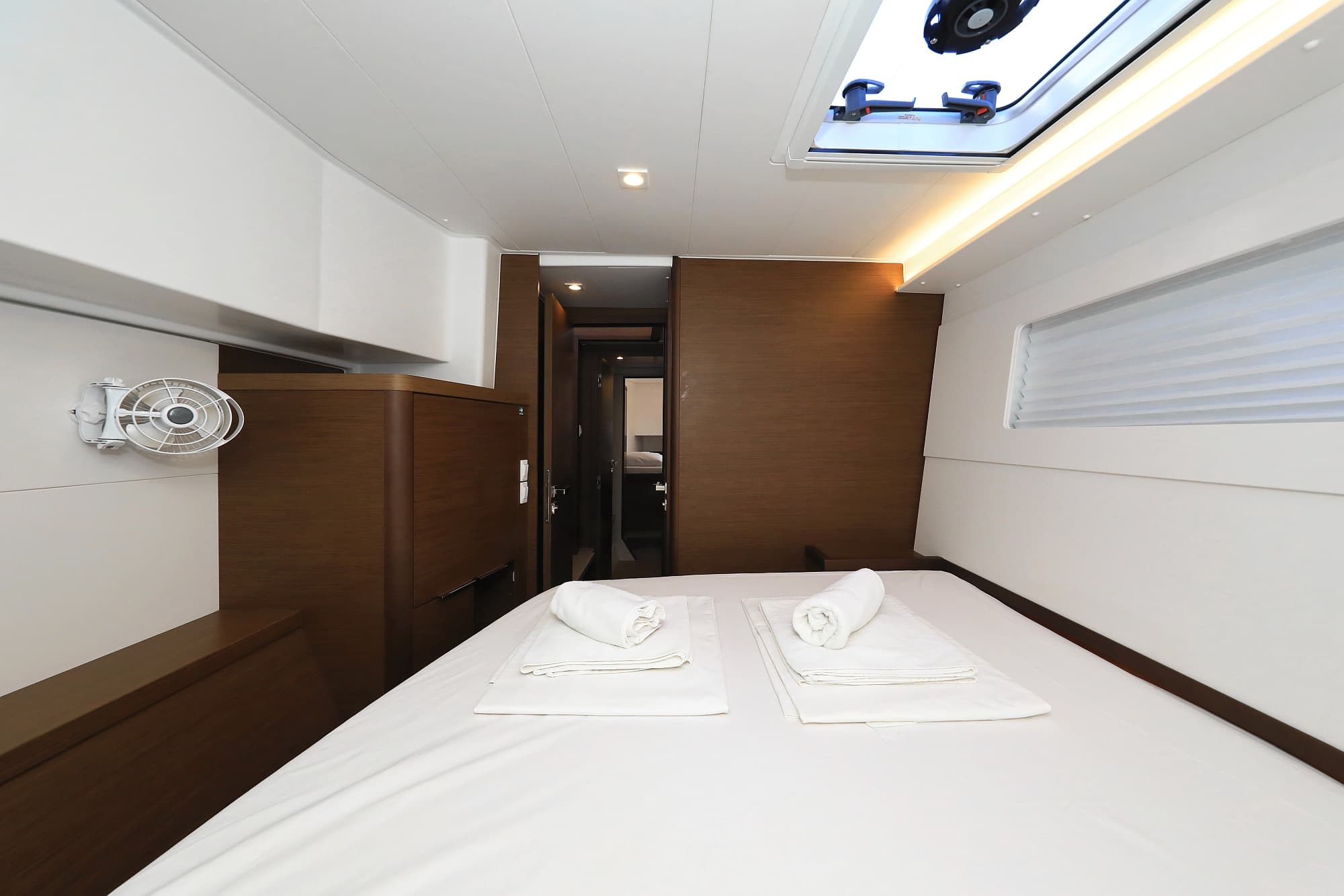 Lagoon 40 - photo 55