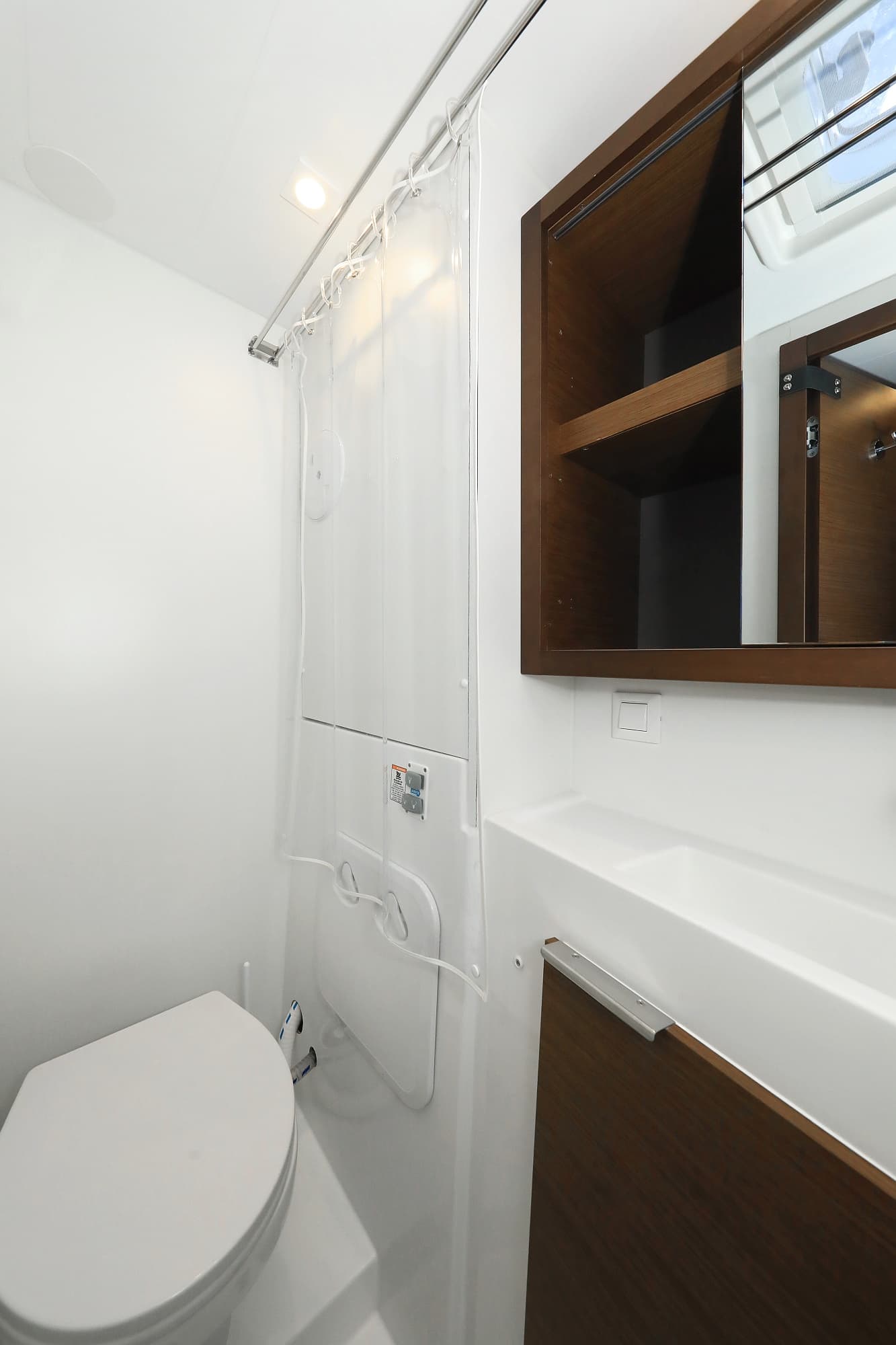 Lagoon 40 - photo 26